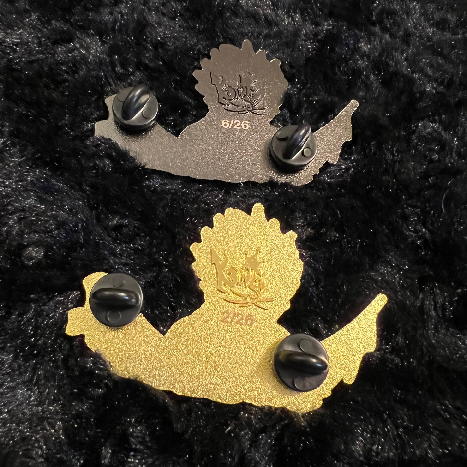 Set of Kingdesigns26 Wind pins featuring colorful, detailed wind-inspired designs on metal pinbacks.